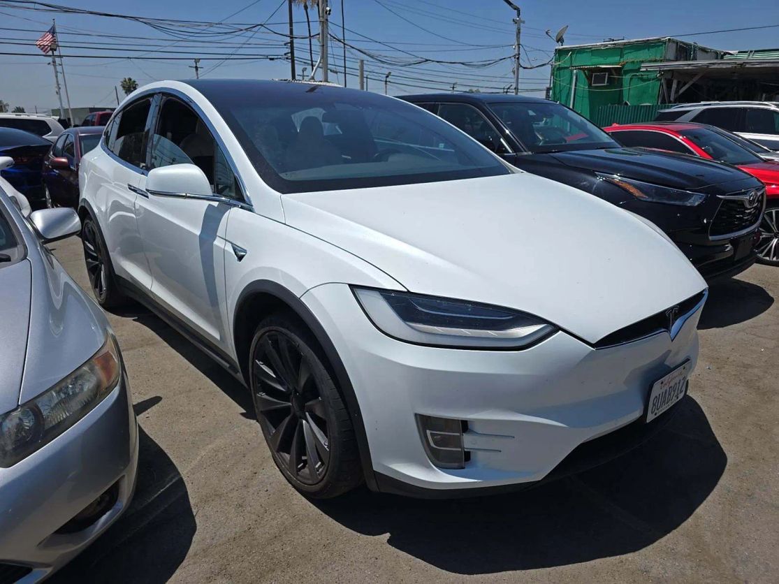 tesla model x 2021 5YJXCAE27MF323698 image tesla model x 2021 5YJXCAE27MF323698 image